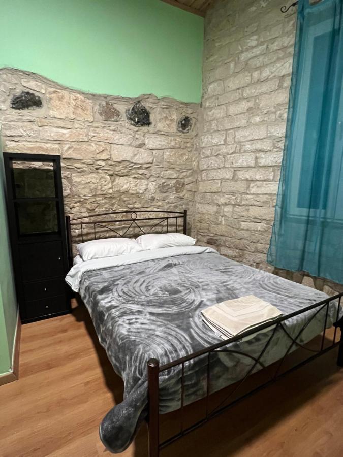 Zouglas App Guesthouse Limassol Kültér fotó