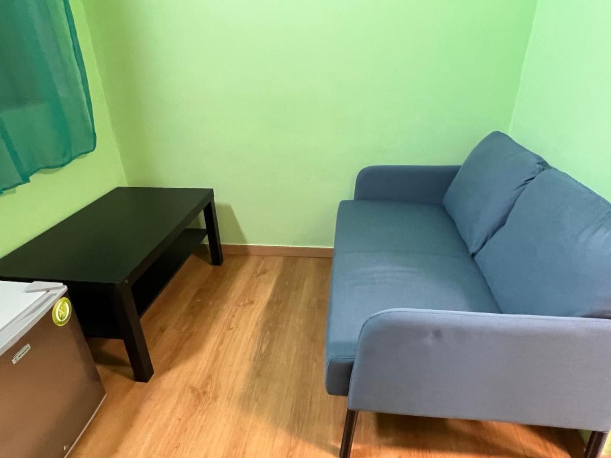 Zouglas App Guesthouse Limassol Kültér fotó