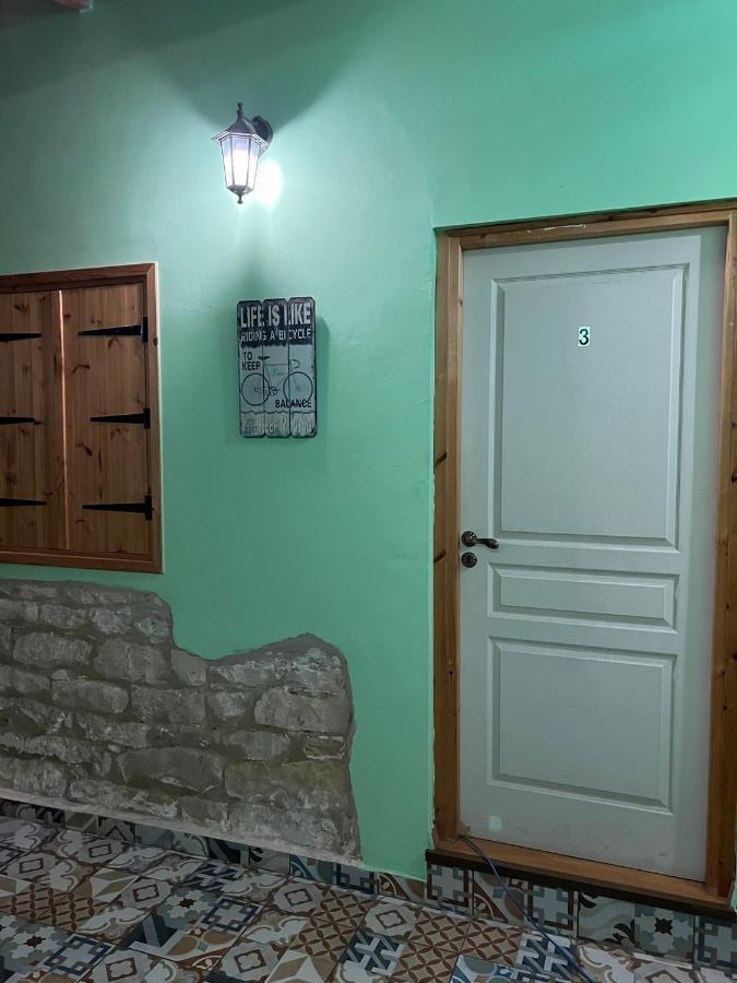 Zouglas App Guesthouse Limassol Kültér fotó